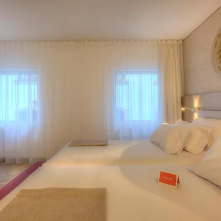 Hotell Nh Collection Batalha 4*