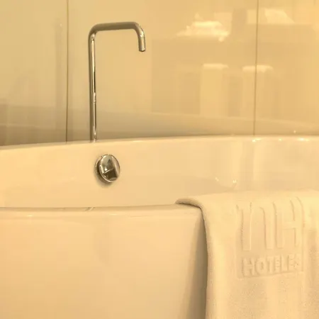 Hotell Nh Collection Batalha Oporto