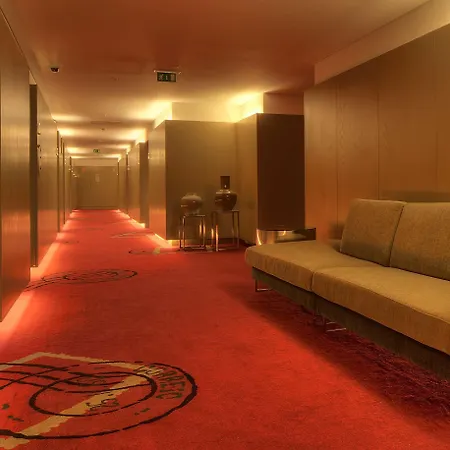 Nh Collection Batalha Oporto