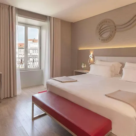Hotell Nh Collection Batalha Oporto