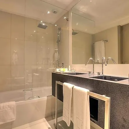 Hotel Nh Collection Batalha 4*