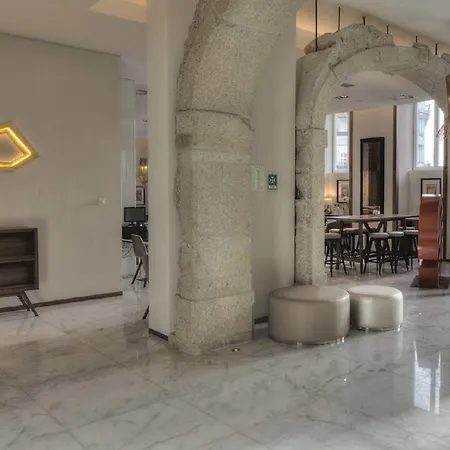 Hotell Nh Collection Batalha 4*