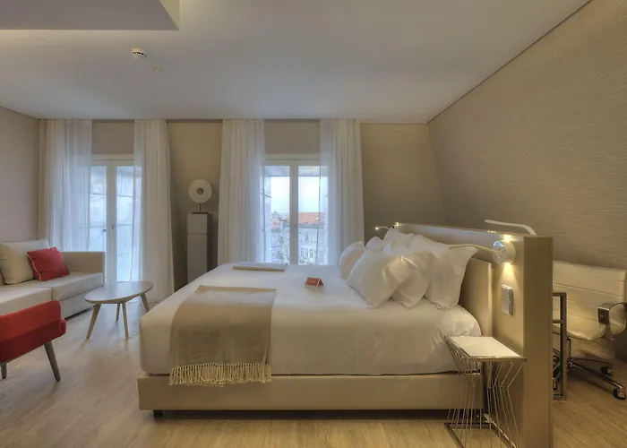 Hotel Nh Collection Batalha 4*