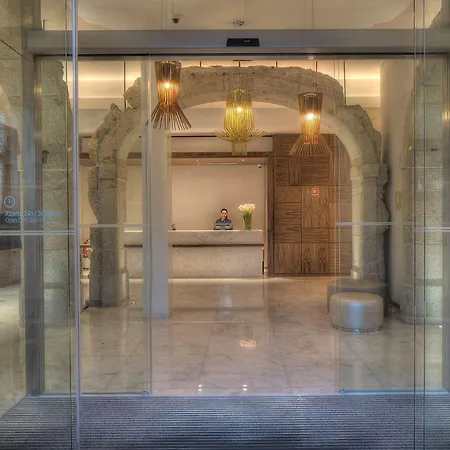 Hotell Nh Collection Batalha 4*